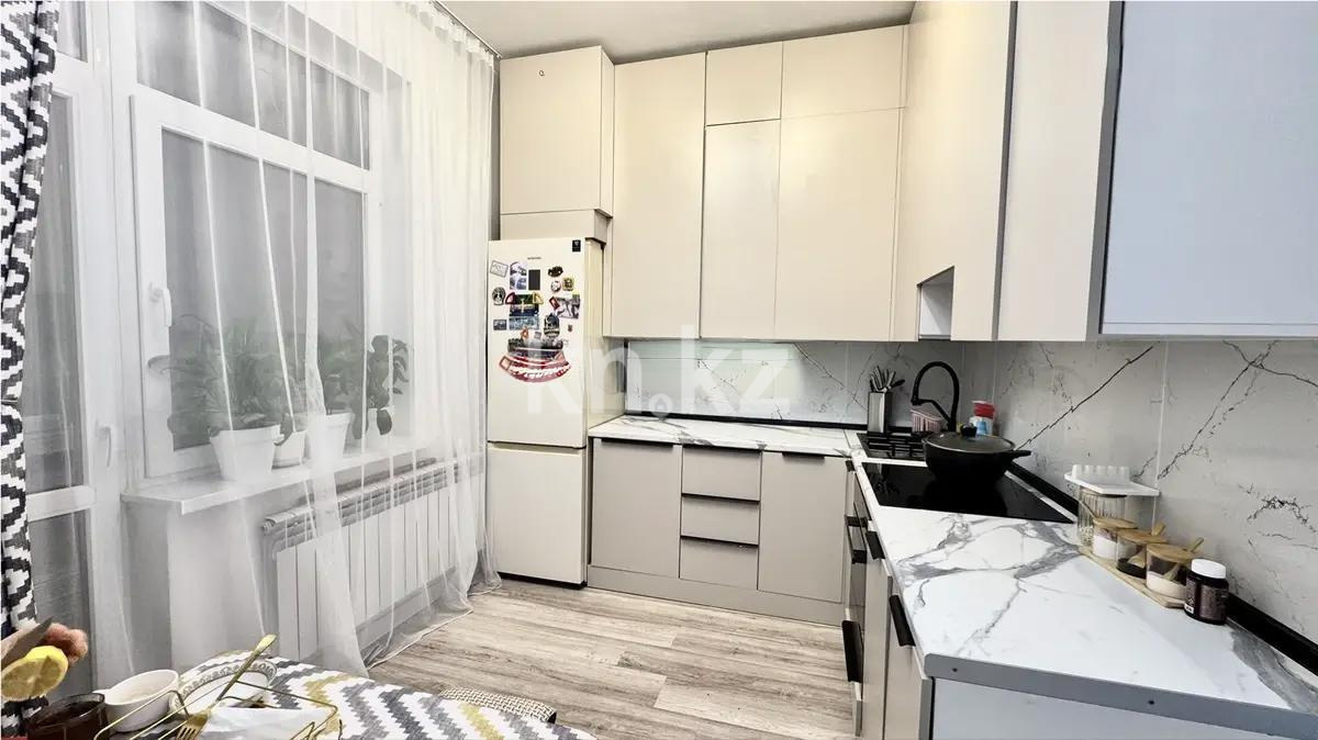 Продажа 2-комнатной квартиры, 65 м², ул. Байтурсынова, дом  20 в Астане - фото 2