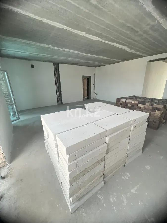 Продажа 2-комнатной квартиры, 74 м², пр. Строителей, дом  28/3 блок Б в Караганде - фото 4