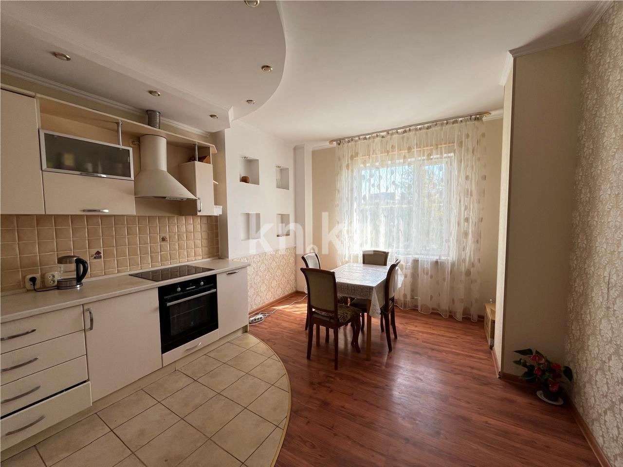Продажа 3-комнатной квартиры, 92 м², пр. Шахтеров, дом  31а в Караганде - фото 2