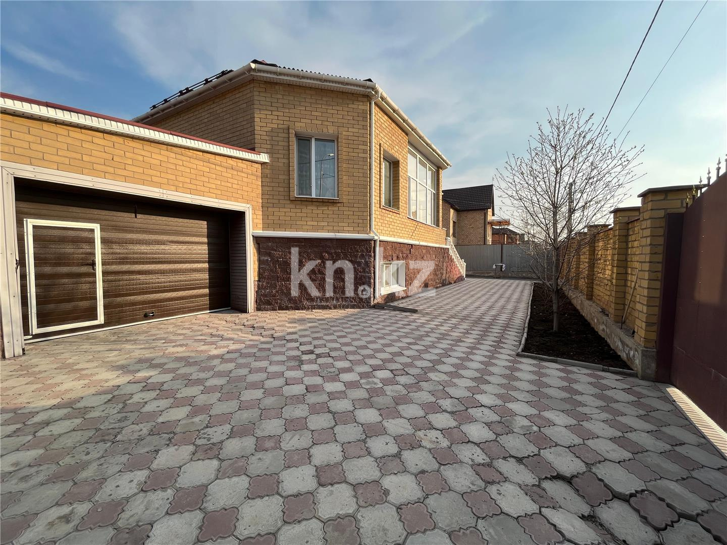 Продажа 9-комнатного дома, 370 м², Таугуль в Караганде