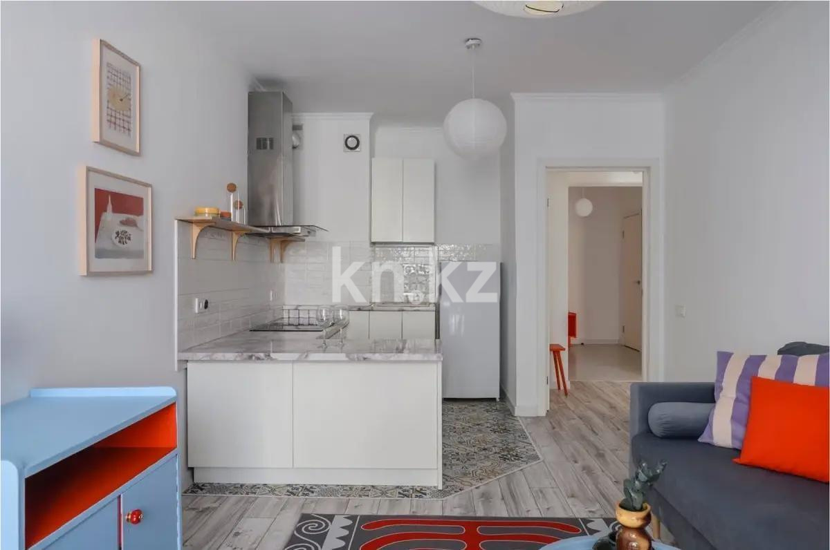 Продажа 2-комнатной квартиры, 63 м², ул. Толе би, дом  181 в Алматы - фото 3