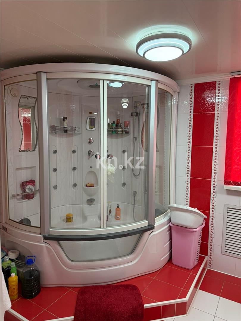 Продажа 7-комнатного дома, 307 м², пер. Капчагайский в Караганде - фото 15