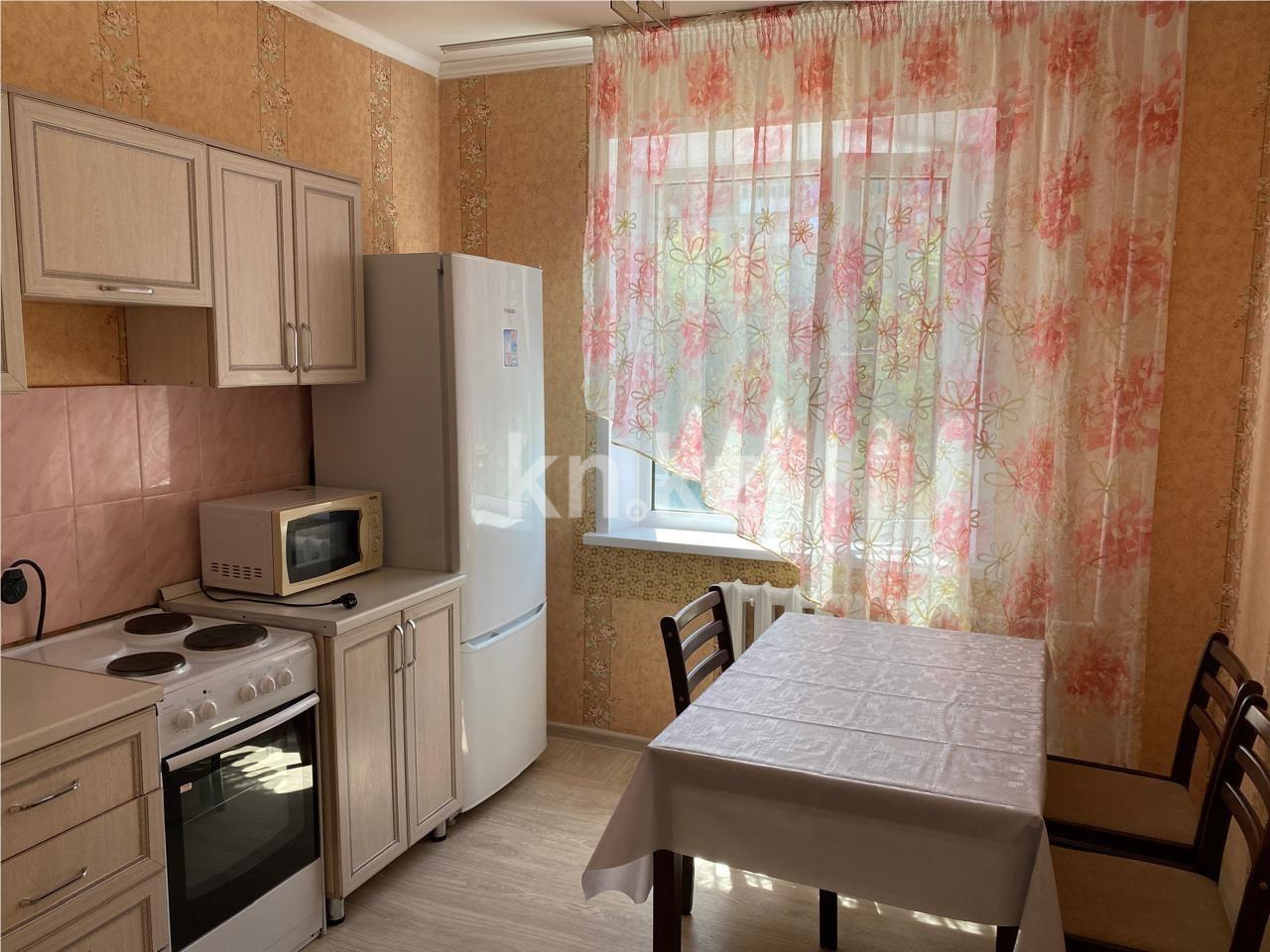 Продажа 1-комнатной квартиры, 42 м², мкр-н Степной-4 в Караганде - фото 3