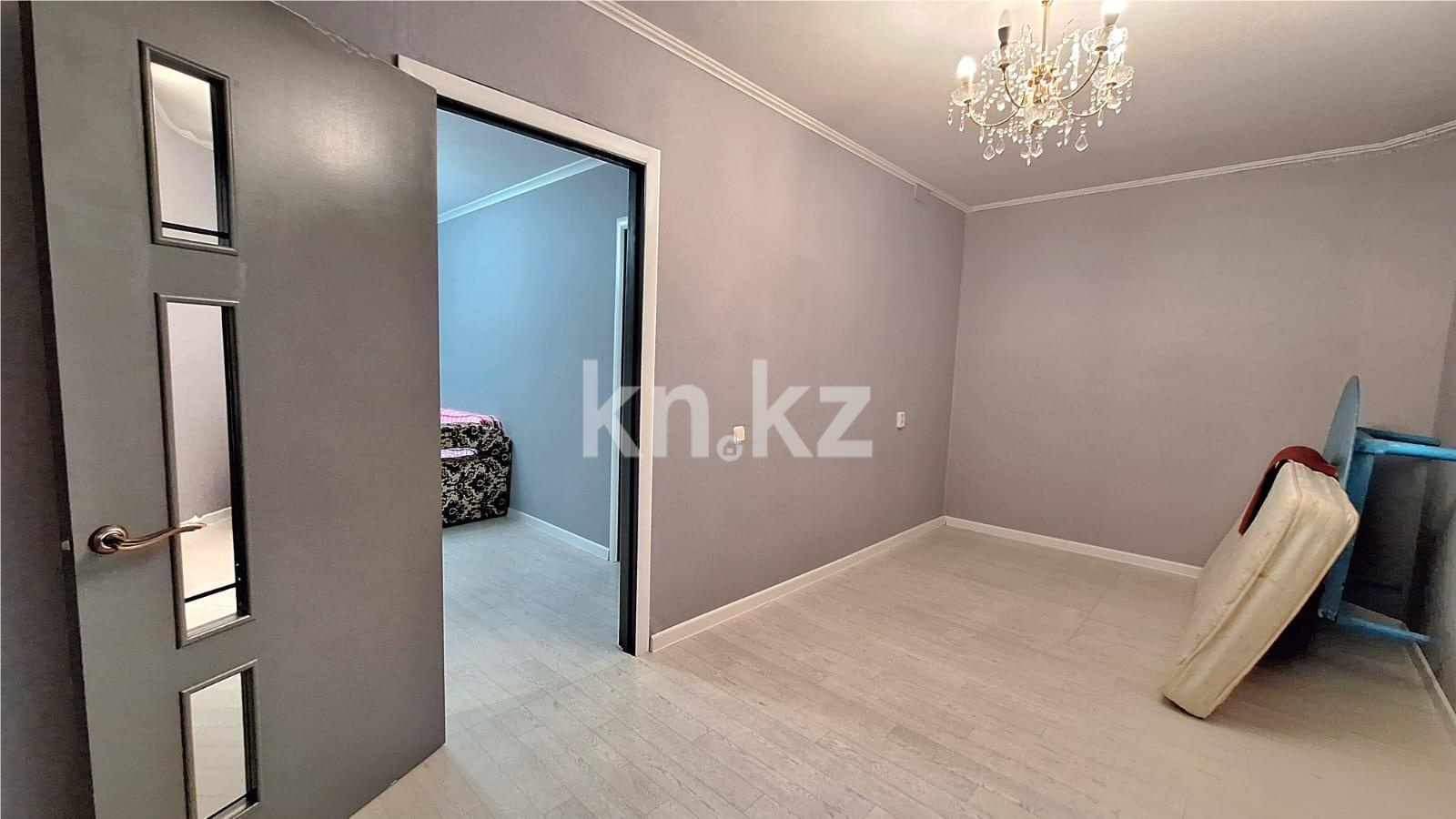 Продажа 5-комнатной квартиры, 86 м², 11а мкр. в Караганде - фото 11