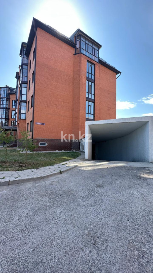 Продажа 4-комнатной квартиры, 207 м², ул. Ботаническая, дом  12/11 в Караганде - фото 5