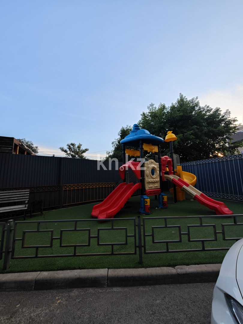 Продажа 2-комнатной квартиры, 57 м², ул. Комиссарова, дом  10/3 в Караганде - фото 17