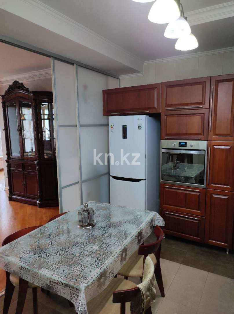 Аренда 3-комнатной квартиры, 175 м² в Алматы - фото 15