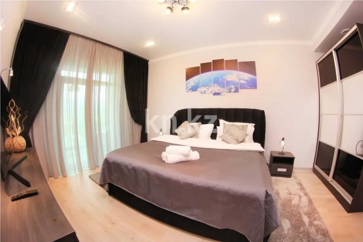 Продажа 3-комнатной квартиры, 180 м² в Алматы - фото 2