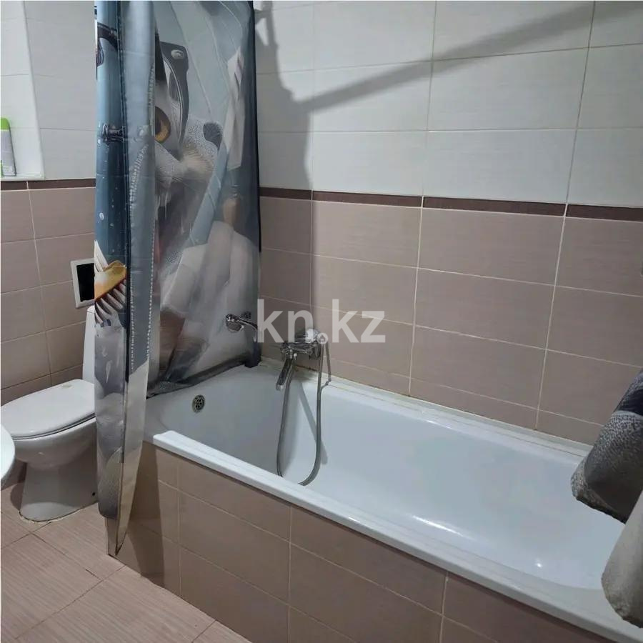Продажа 2-комнатной квартиры, 65 м² в Алматы - фото 3