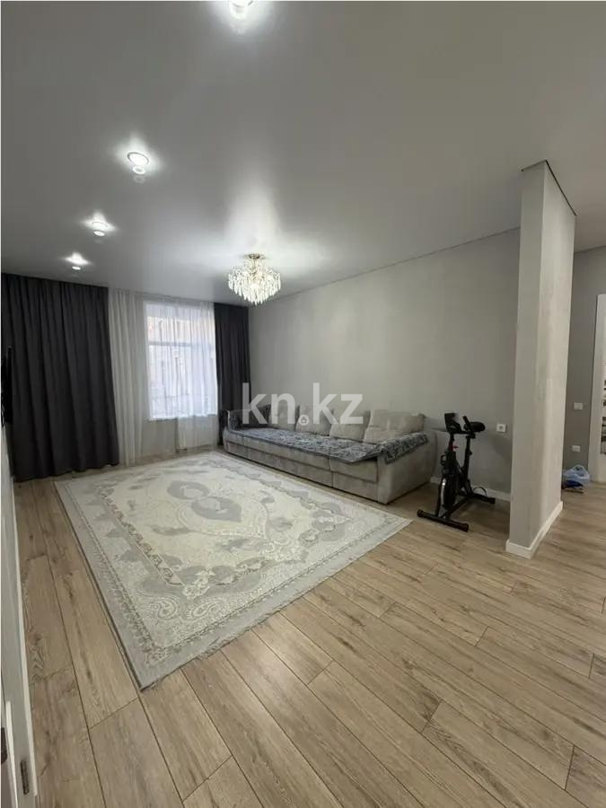 Продажа 4-комнатной квартиры, 119 м² в Караганде