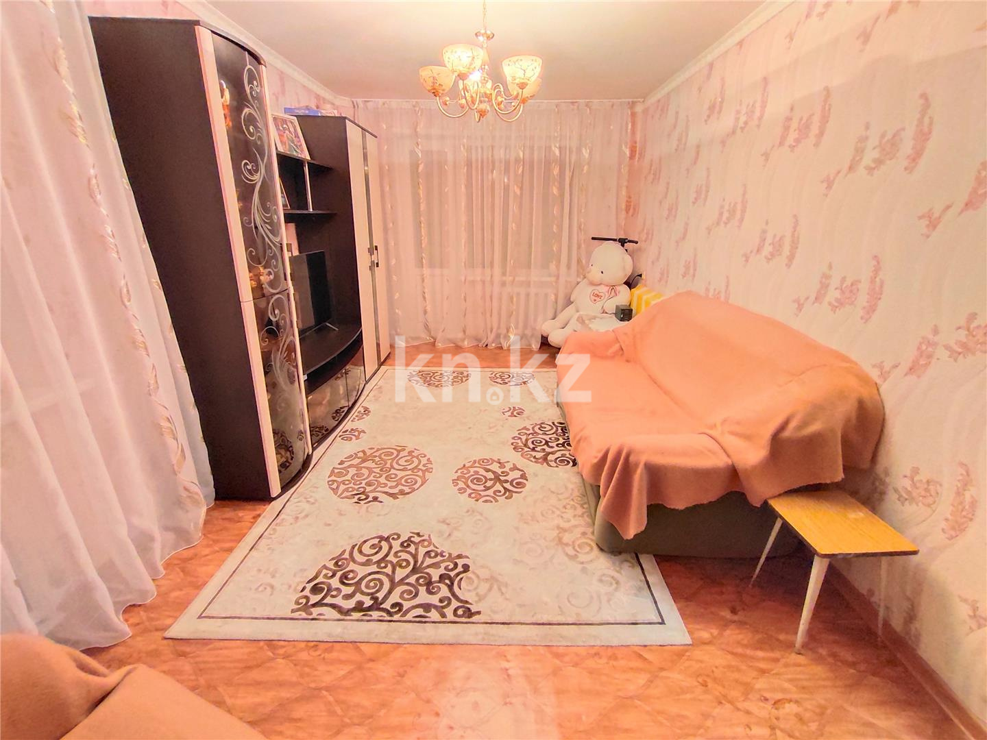 Продажа 3-комнатной квартиры, 62 м², ул. Муканова в Караганде