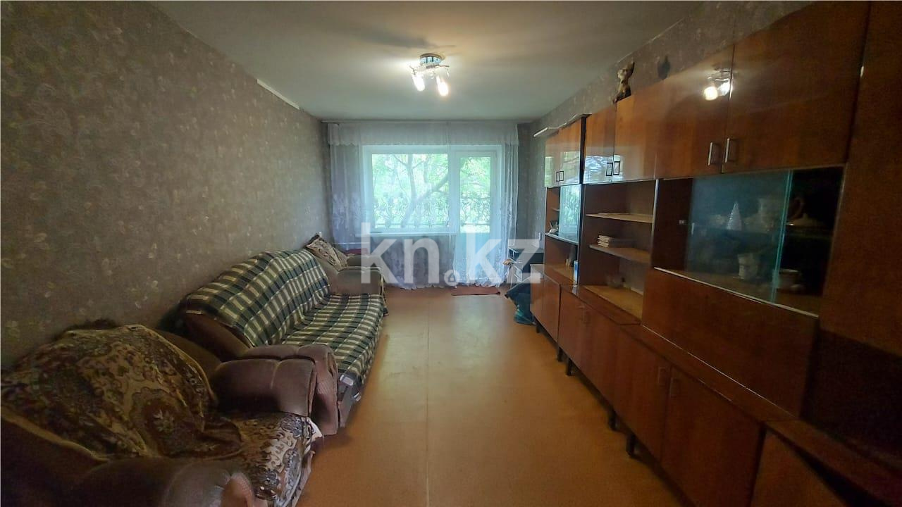 Продажа 2-комнатной квартиры, 43 м², 1 кв-л в Караганде - фото 2