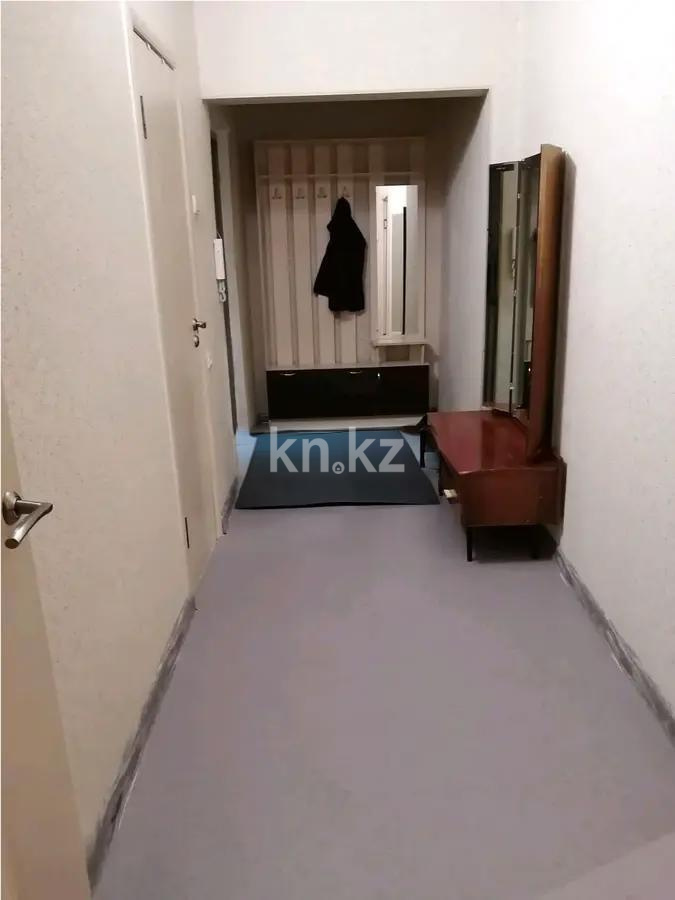 Продажа 1-комнатной квартиры, 41 м², мкр-н Аксай-2, дом  29 в Алматы - фото 4