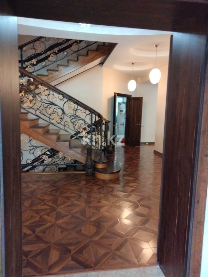 Продажа 7-комнатного дома, 500 м² в Алматы - фото 2