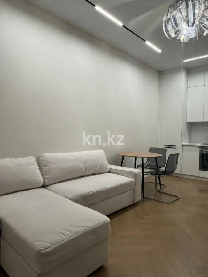 Продажа 1-комнатной квартиры, 38 м² в Астане