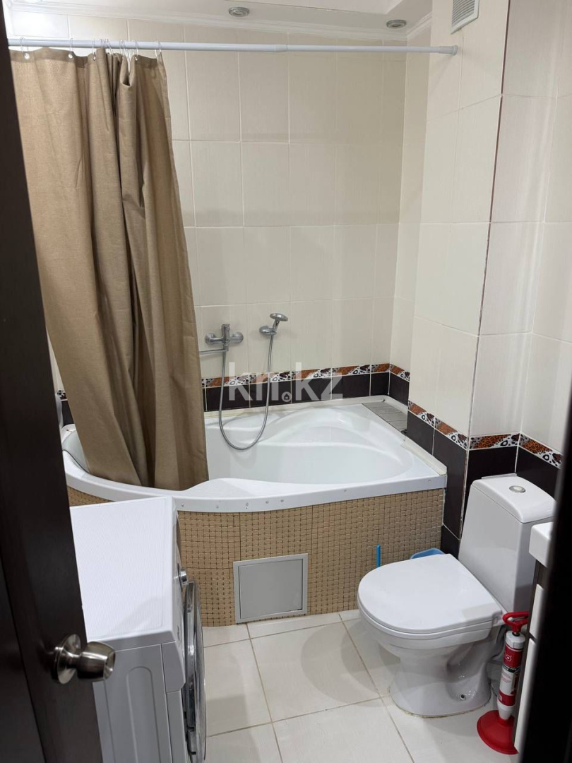 Аренда 2-комнатной квартиры, 64 м², ул. Сауран, дом  4 в Астане - фото 10