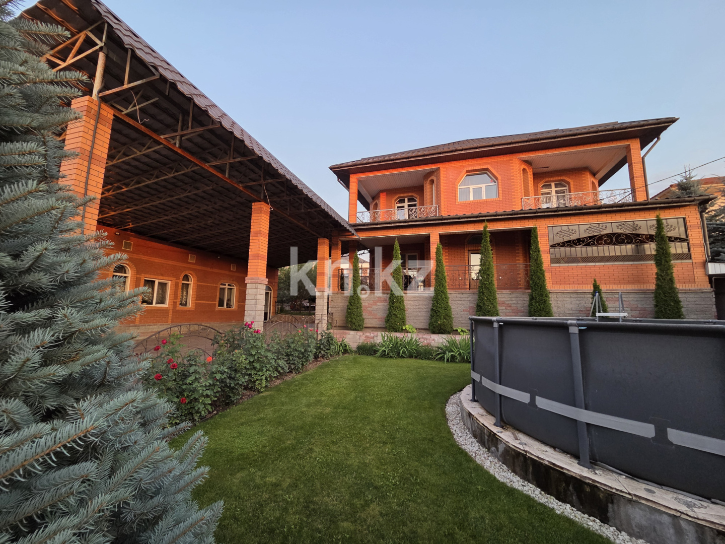 Продажа 8-комнатного дома, 367.3 м², ул. 22-я в Алматы - фото 2