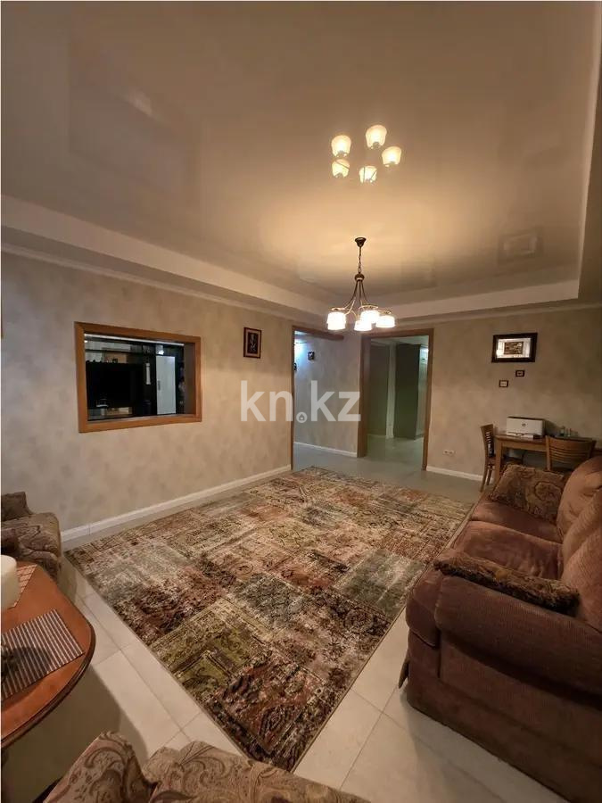 Продажа 5-комнатной квартиры, 198 м², ул. Ладушкина, дом  150/7 в Алматы - фото 2