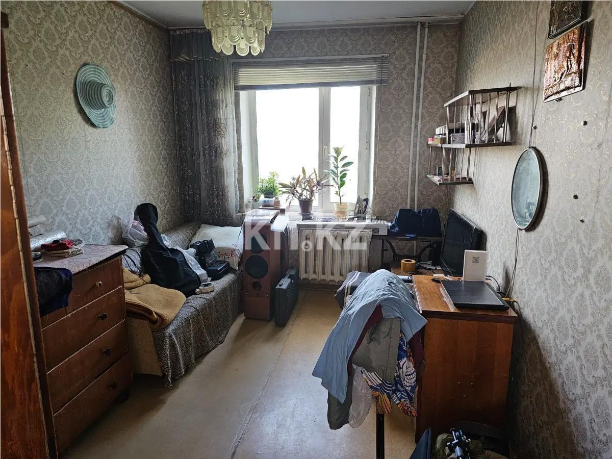 Продажа 4-комнатной квартиры, 76 м², ул. Гапеева, дом  12 в Караганде - фото 2