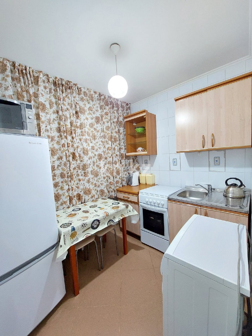 Аренда 1-комнатной квартиры посуточно, 35 м², мкр-н Авангард-4 в Атырау - фото 4