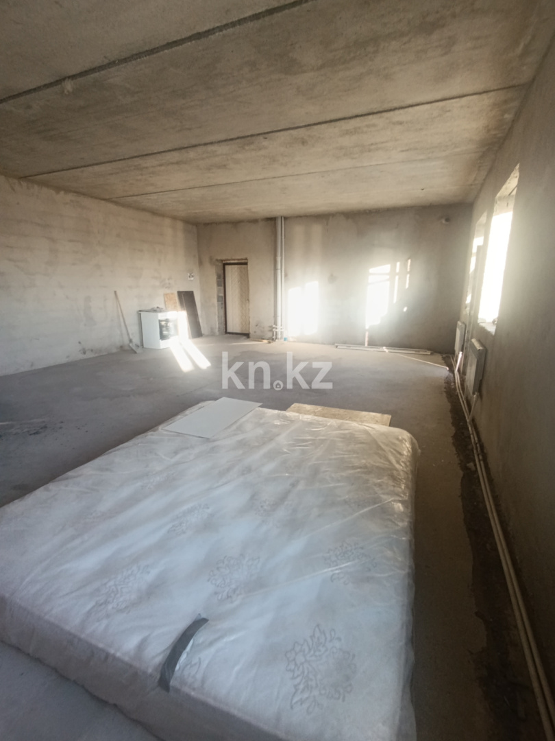 Продажа 4-комнатной квартиры, 120 м² в Караганде - фото 3