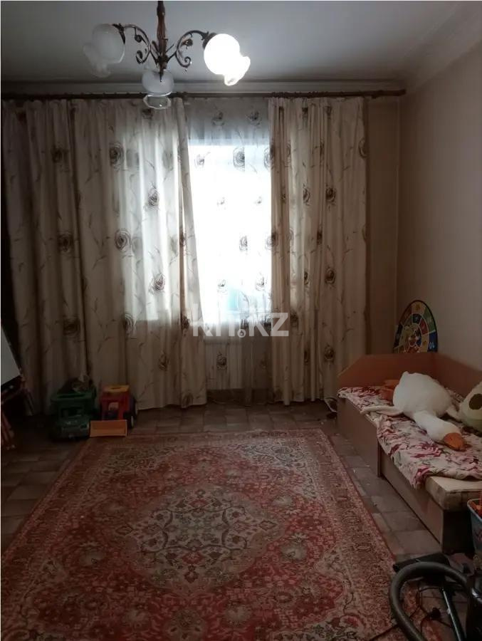 Продажа 3-комнатной квартиры, 86 м², ул. Магнитогорская, дом  44 в Караганде - фото 4