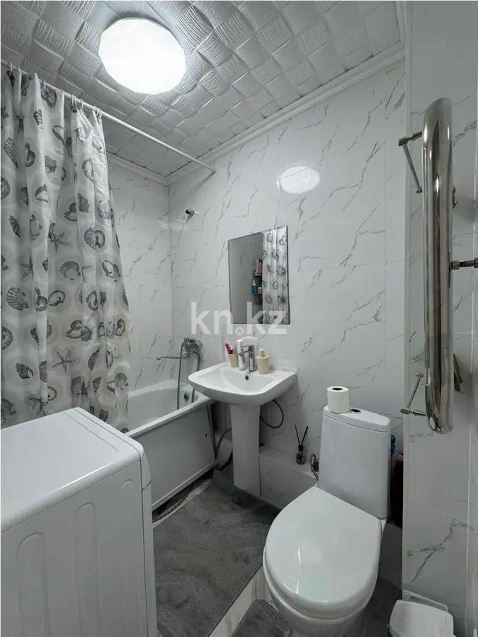 Продажа 3-комнатной квартиры, 60 м², 6 мкр., дом  50 в Алматы - фото 5