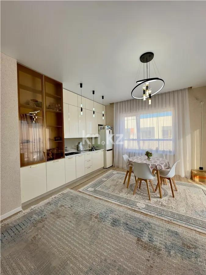 Продажа 3-комнатной квартиры, 68 м², ул. Момышулы, дом  10/13 в Алматы