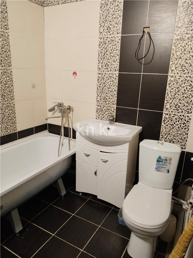 Продажа 2-комнатной квартиры, 54 м² в Караганде - фото 8