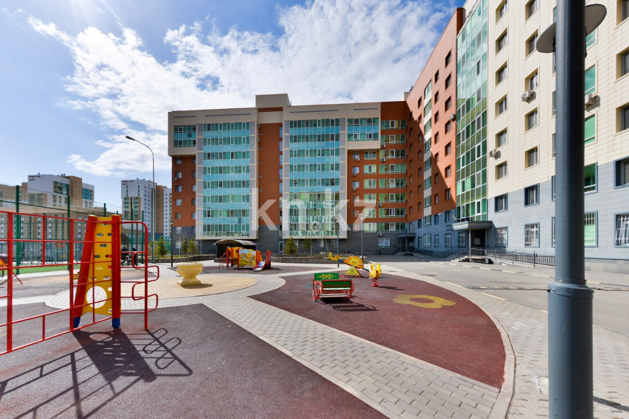 Аренда 1-комнатной квартиры посуточно, 40 м², ул. Керей, Жанибек хандар, дом  12/1 - пр. Кабанбай батыра в Астане - фото 18