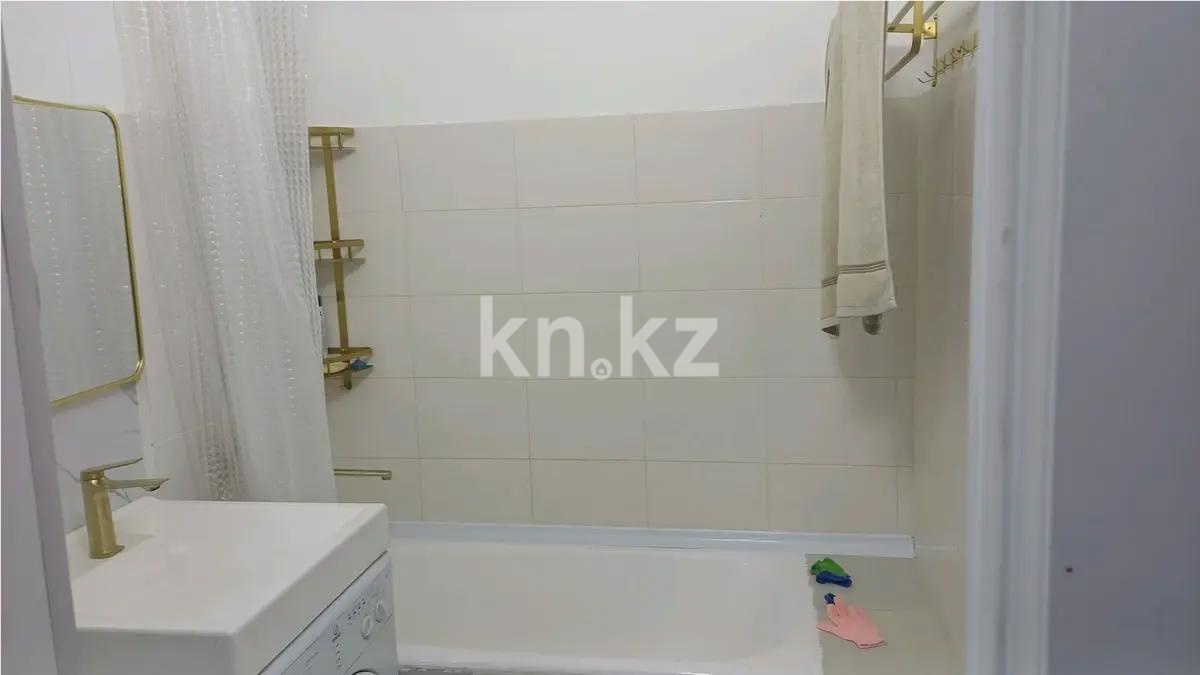 Продажа 3-комнатной квартиры, 50 м² в Алматы - фото 3