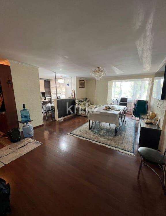 Продажа 4-комнатной квартиры, 83 м², ул. Муканова, дом  18 в Караганде