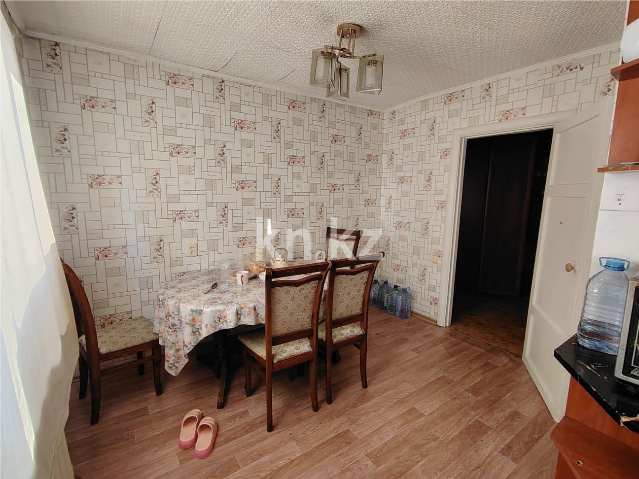 Продажа 4-комнатной квартиры, 61 м² в Караганде - фото 9