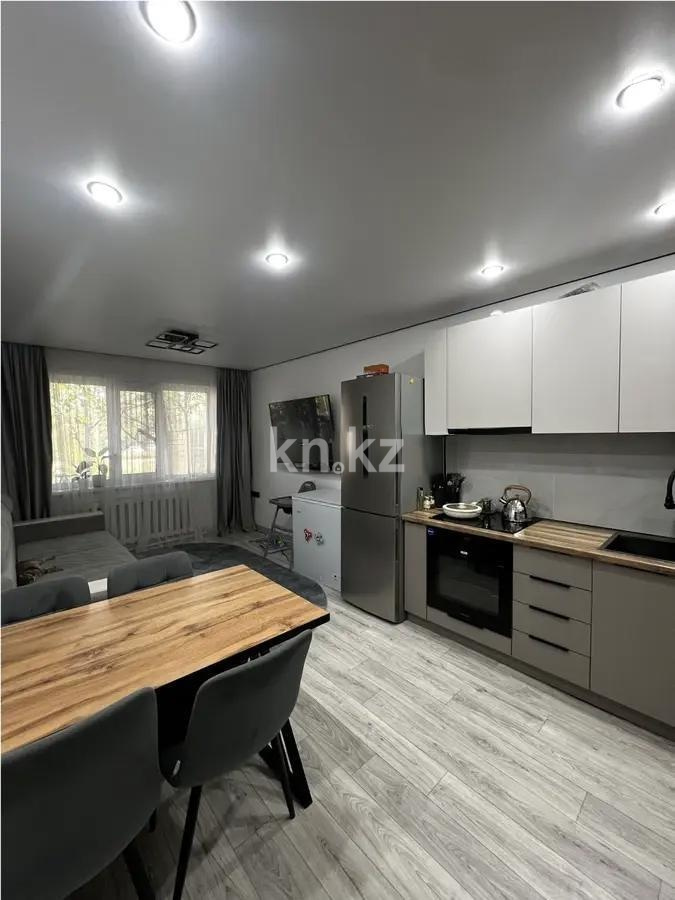 Продажа 3-комнатной квартиры, 61 м² в Караганде