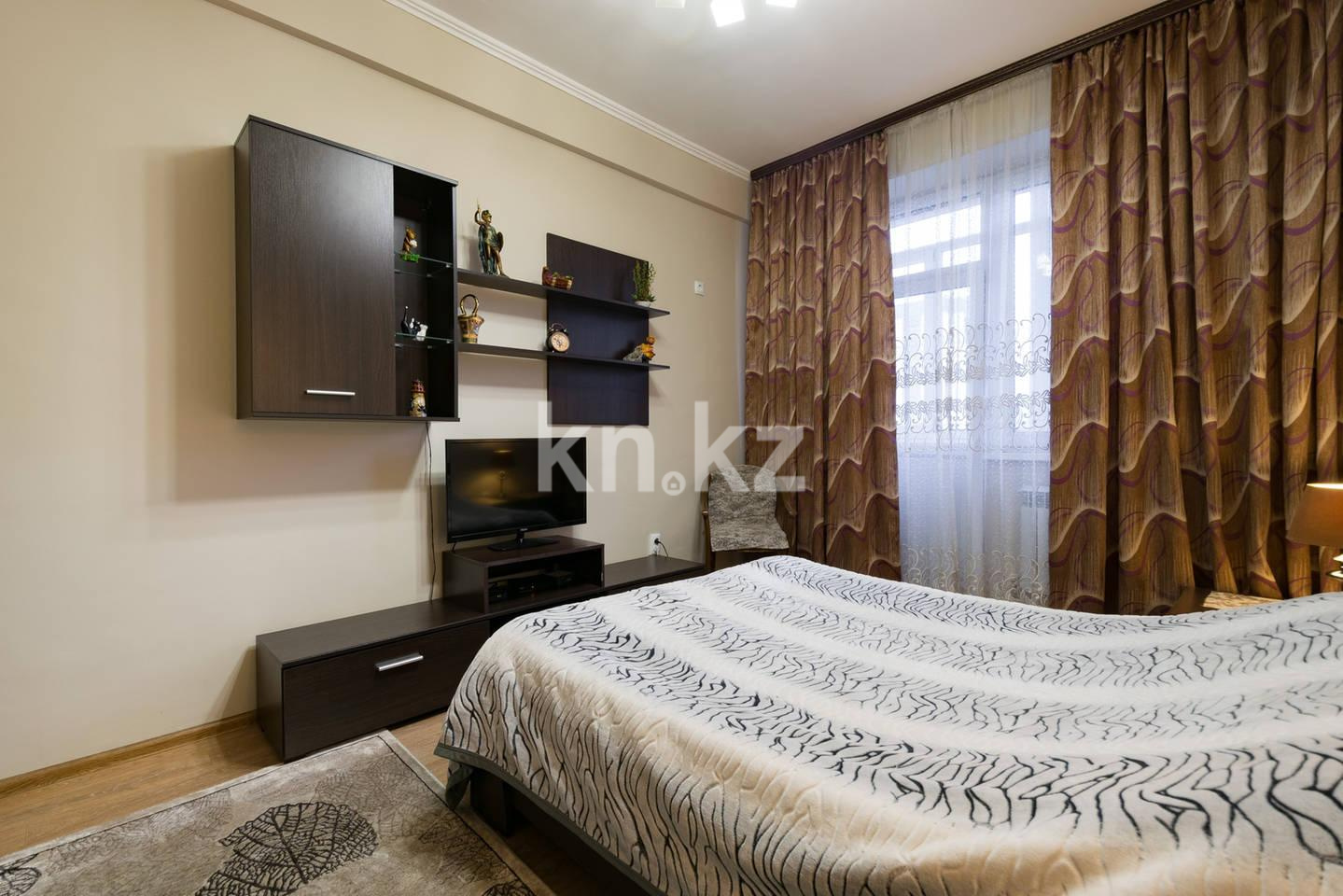 Аренда 1-комнатной квартиры посуточно, 38 м², ул. Казыбек би, дом  125/1 - ул. Досмухамедова в Алматы - фото 3