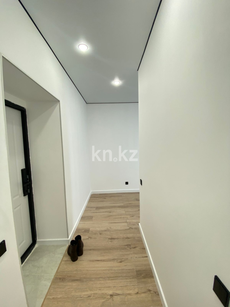 Аренда 1-комнатной квартиры, 33 м², ул. Нажимеденова, дом  52б в Астане - фото 8