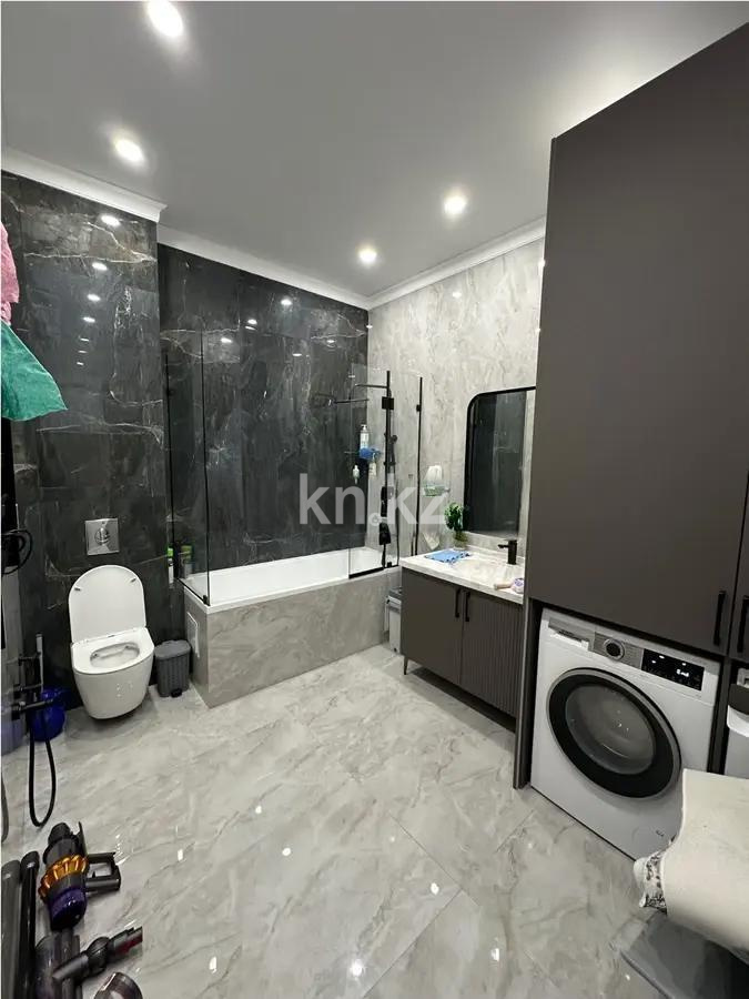 Продажа 4-комнатной квартиры, 133 м², ул. Кумисбекова, дом  2 в Астане - фото 6