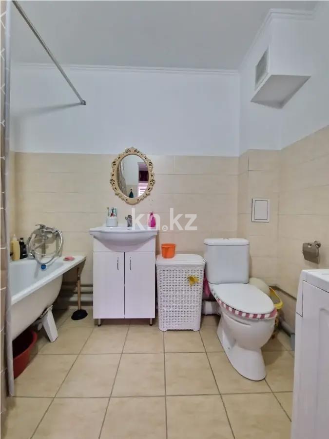 Продажа 2-комнатной квартиры, 56 м², мкр-н Нуркент, дом  5/4 в Алматы - фото 4