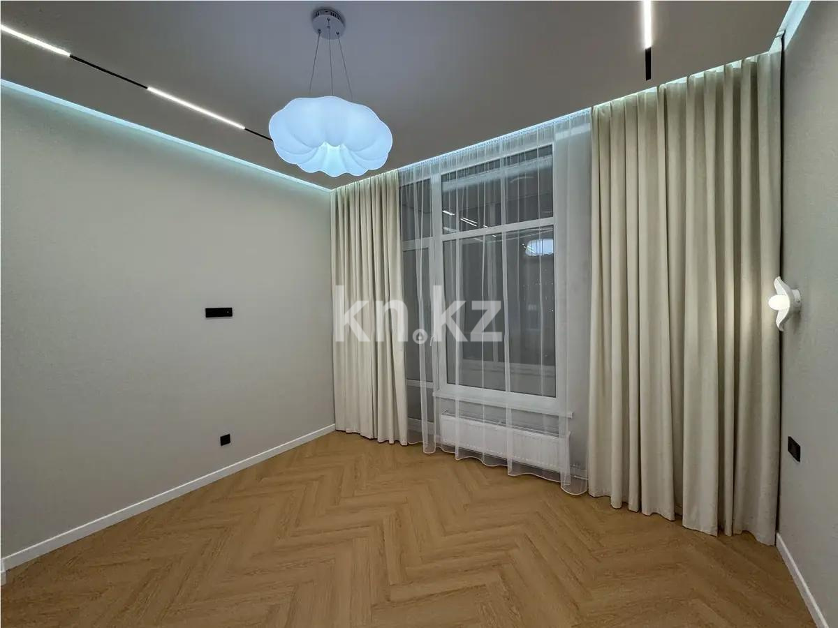 Продажа 3-комнатной квартиры, 80 м², пр. Туран, дом  39/2 стр в Астане - фото 2