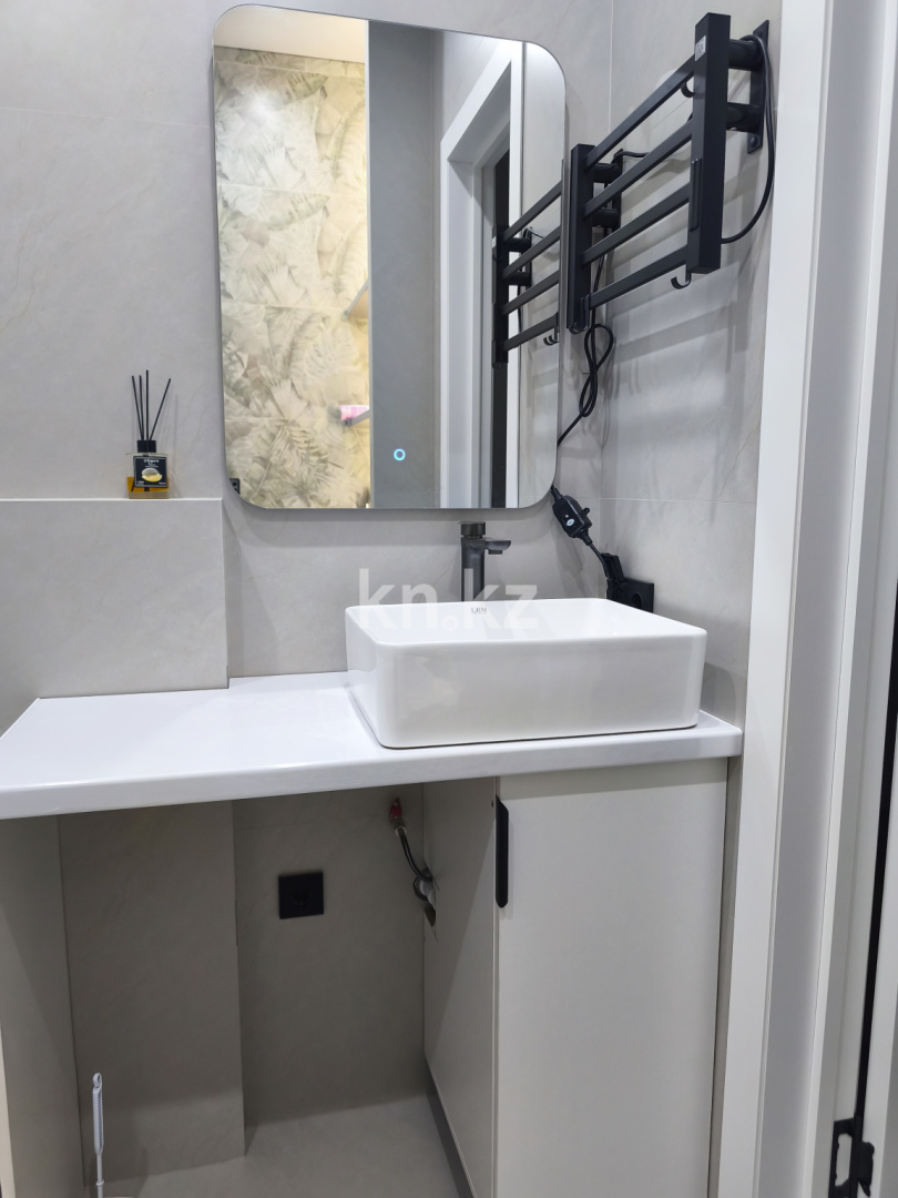 Продажа 2-комнатной квартиры, 40.3 м² в Алматы - фото 3