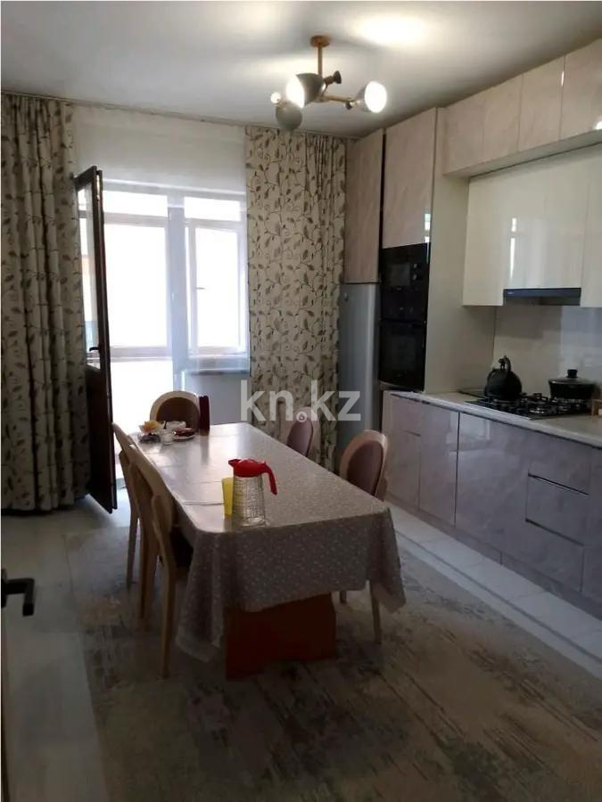 Продажа 2-комнатной квартиры, 70.5 м² в Алматы - фото 3
