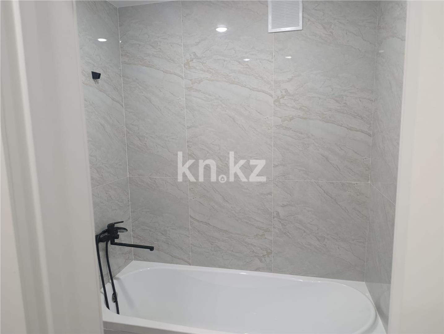 Продажа 1-комнатной квартиры, 35 м², ул. Муканова в Караганде - фото 7