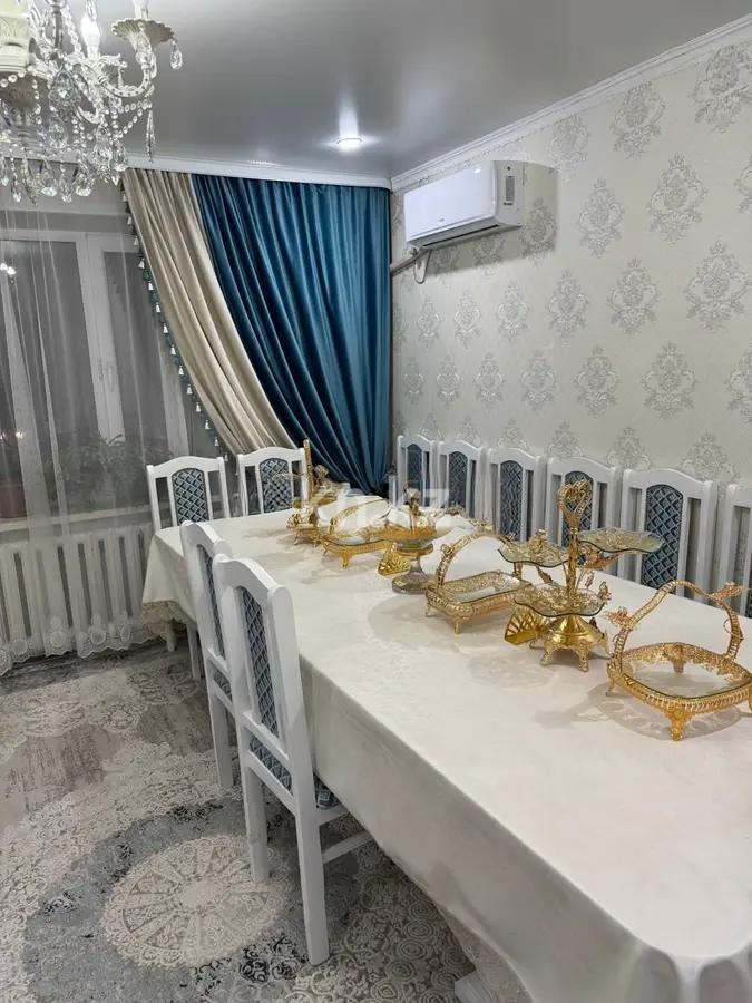 Продажа 4-комнатной квартиры, 76 м², мкр-н 15, дом  2/4 в Караганде