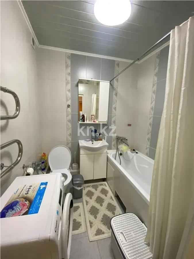 Продажа 1-комнатной квартиры, 50 м², мкр-н Акбулак, дом  8 в Алматы - фото 3