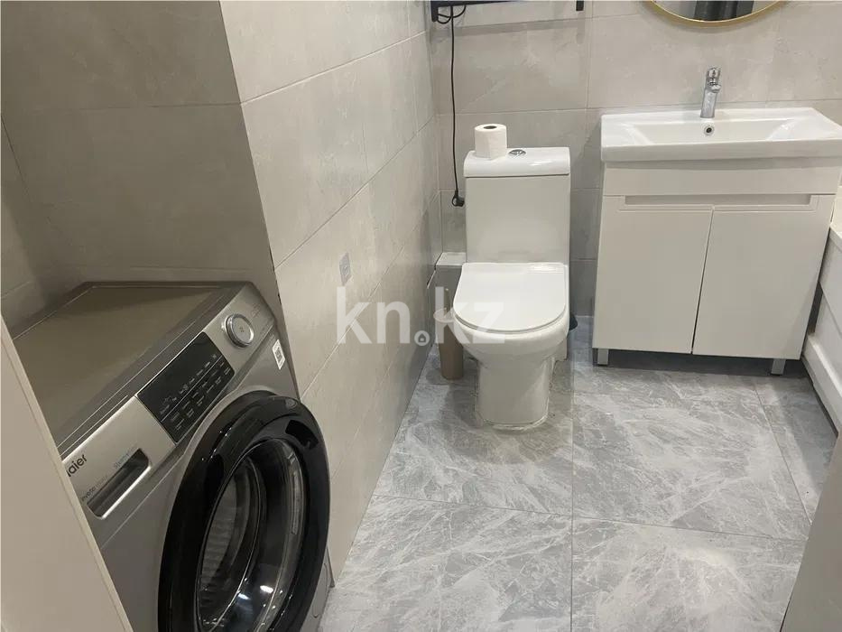 Продажа 2-комнатной квартиры, 47 м², мкр-н Шугыла, дом  340/8 в Алматы - фото 4