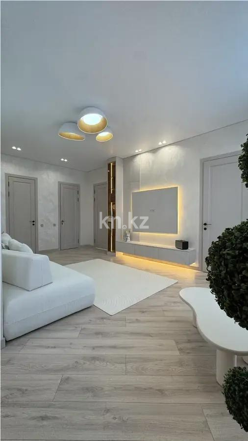 Продажа 3-комнатной квартиры, 82 м² в Караганде