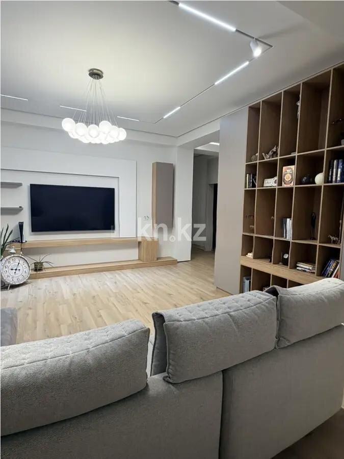 Продажа 4-комнатной квартиры, 165 м² в Алматы