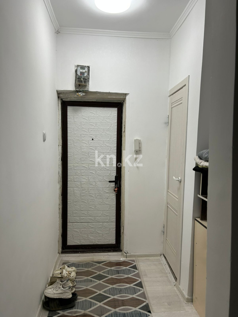 Продажа 1-комнатной квартиры, 37 м², 9 мкр, дом  33 в Таразе - фото 3