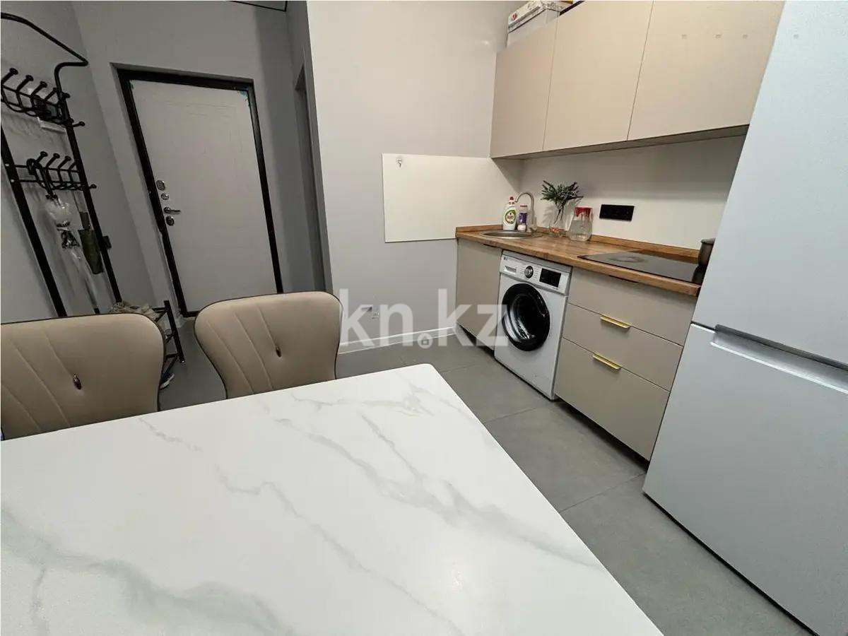 Продажа 1-комнатной квартиры, 30 м², ул. Аэропортная, дом  62 в Алматы - фото 2