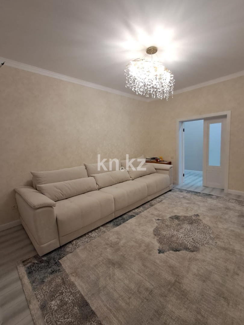 Продажа 4-комнатной квартиры, 141 м², ул. Райымбек батыра, дом  54/1 в Астане - фото 2
